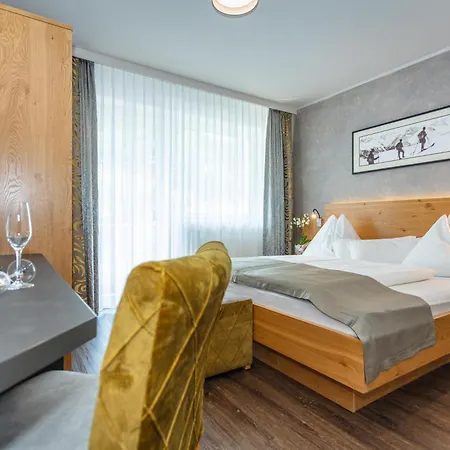 Almrausch Hotel Saalbach-Hinterglemm