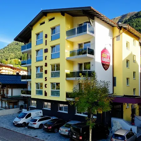 Hotel Almrausch Saalbach-Hinterglemm
