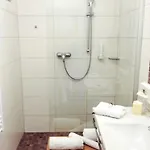 阿尔姆劳斯酒店