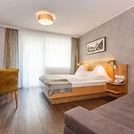Almrausch 4*