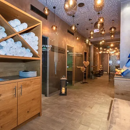 Hotel Almrausch 4*