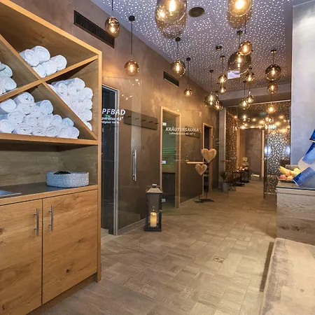 阿尔姆劳斯酒店 酒店