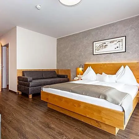 Hotel Almrausch Saalbach-Hinterglemm