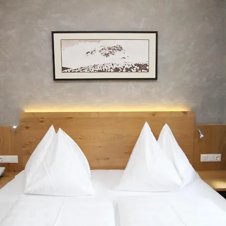 Hotel Almrausch 4*