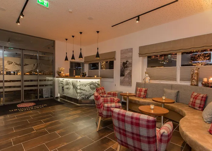 阿尔姆劳斯酒店 酒店 4*