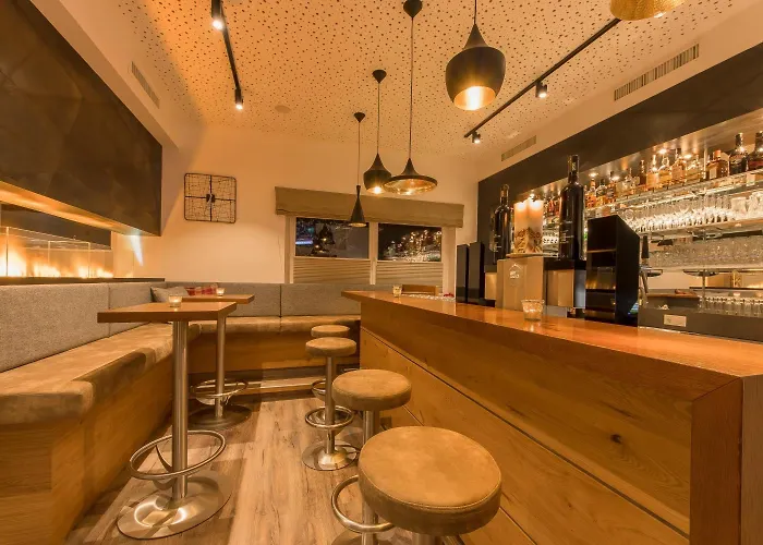 阿尔姆劳斯酒店 4* 萨尔巴赫