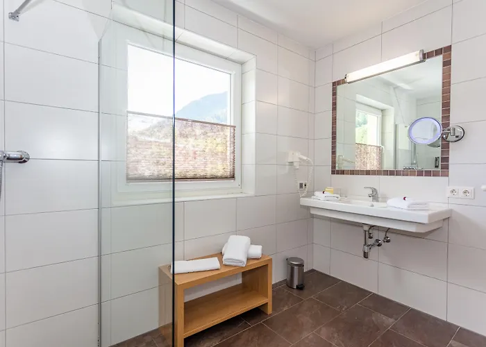 阿尔姆劳斯酒店